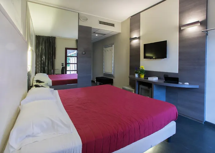 Break Hotel
